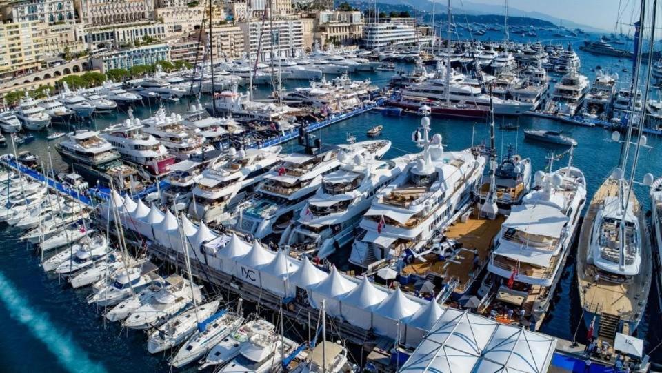 Plein Coeur De Monaco, A 300 Metres A Pied Du Port De Monaco, 4 Pieces Dans Des Escaliers Vue Mer Exceptionnelle Εξωτερικό φωτογραφία