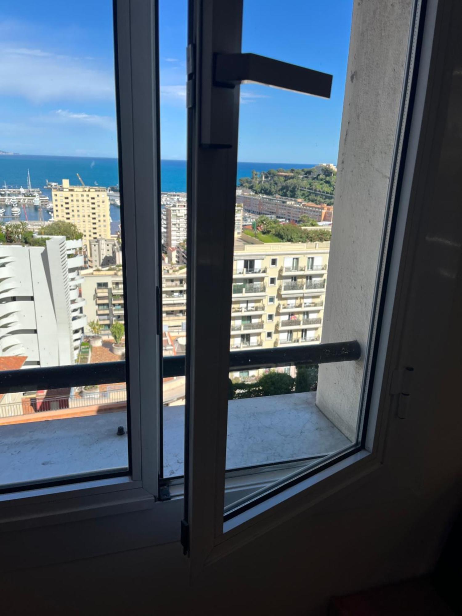 Plein Coeur De Monaco, A 300 Metres A Pied Du Port De Monaco, 4 Pieces Dans Des Escaliers Vue Mer Exceptionnelle Εξωτερικό φωτογραφία